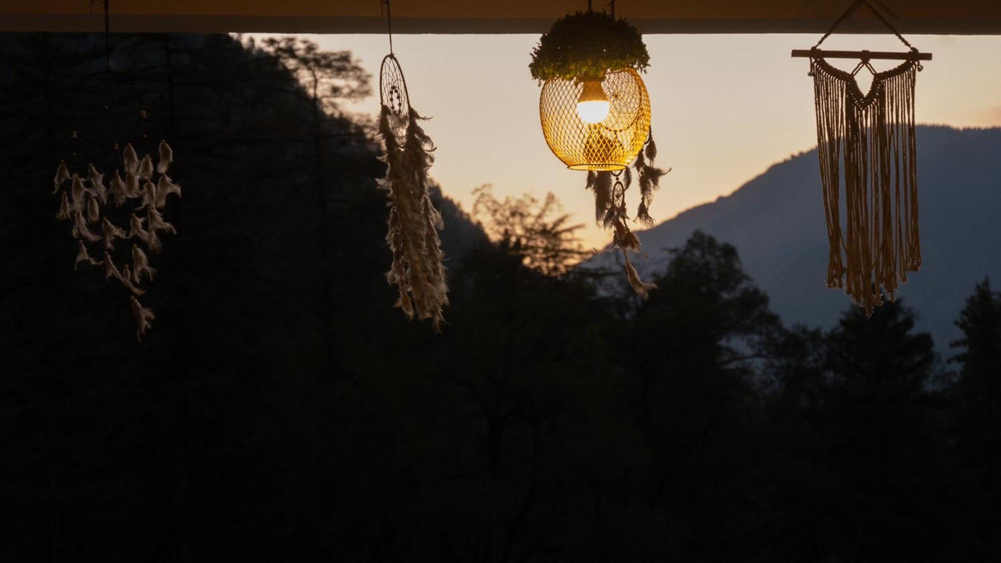 Wabi Sabi Riverside Hostel Kasol Buitenkant foto